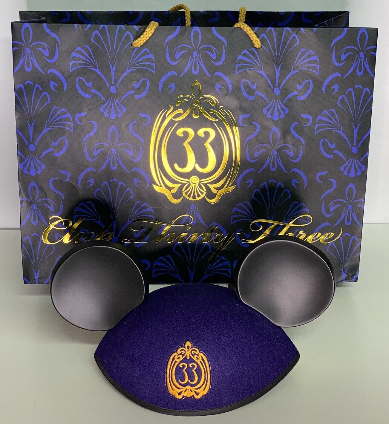 Rare Club 33 Exclusive Mickey Mouse ears Disneyland Wdw
