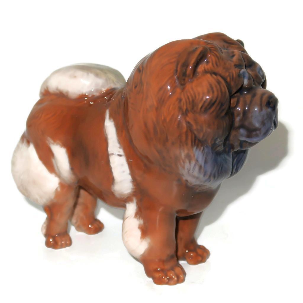 Royal Copenhagen Porcelain Chow Chow Dog Figurine 4762 5 1/2\