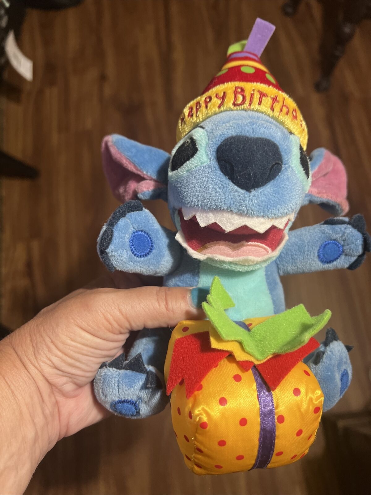 Disney Store Plush Stitch Lilo Happy Birthday Gift Hat 8\