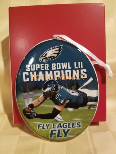 Hallmark 2018 FLY Eagles FLY Zach Ertz Football Super Bowl Philadelphia Ornament