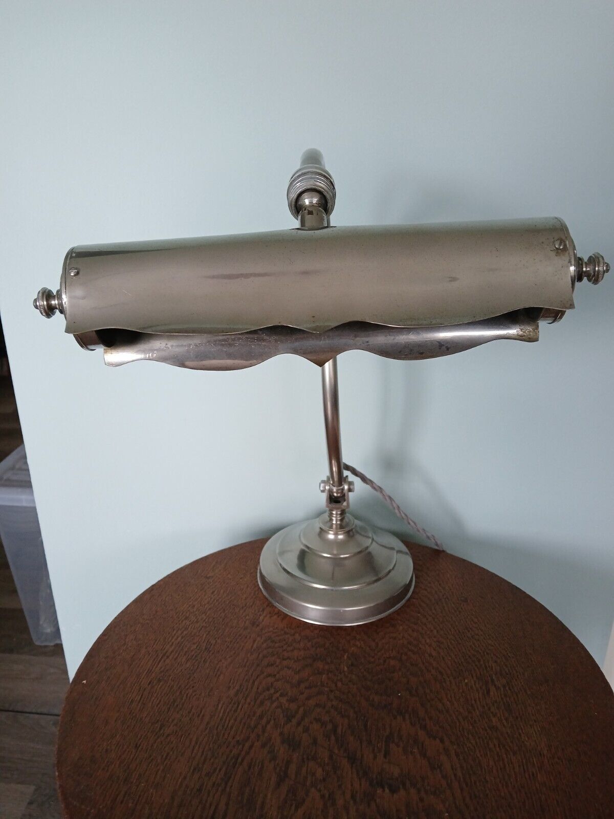 An French 1930\'s bankers style desk lamp.