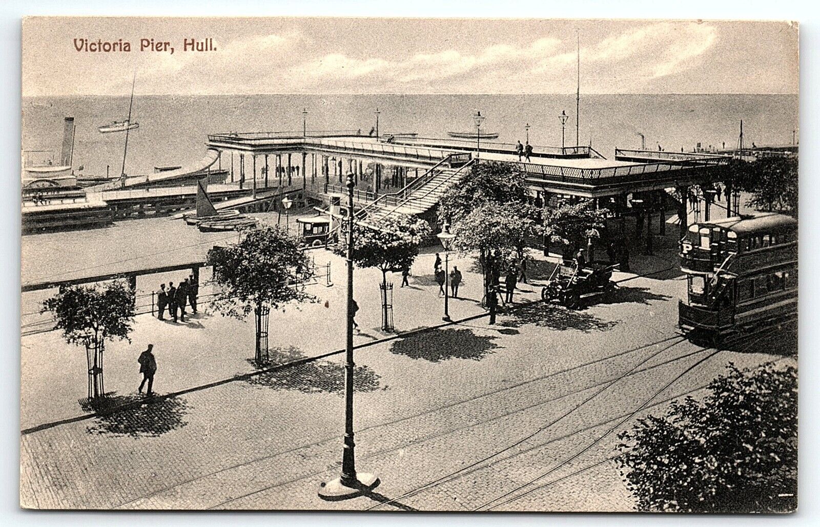 c1910 VICTORIA PIER HULL TROLLY EARLY AUTOMOBILE STEAMSHIP POSTCARD P732