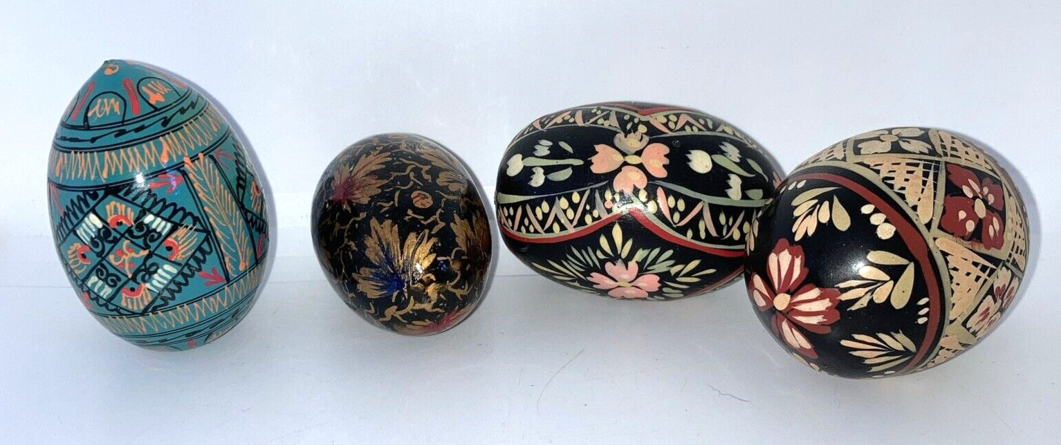 Vintage Hand-Painted Set of 4 Wooden Eggs Decor Easter