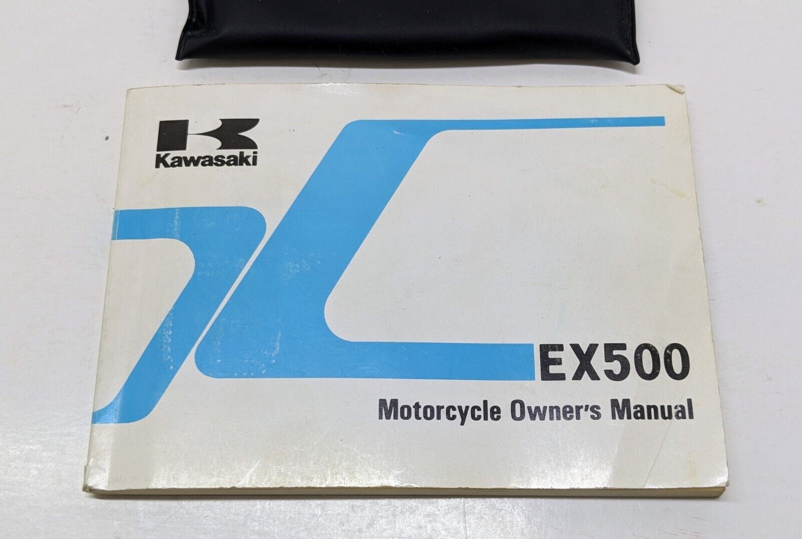 1990 Kawasaki EX500-A5 Ninja factory Motorcycle Owners Manual + storage pouch