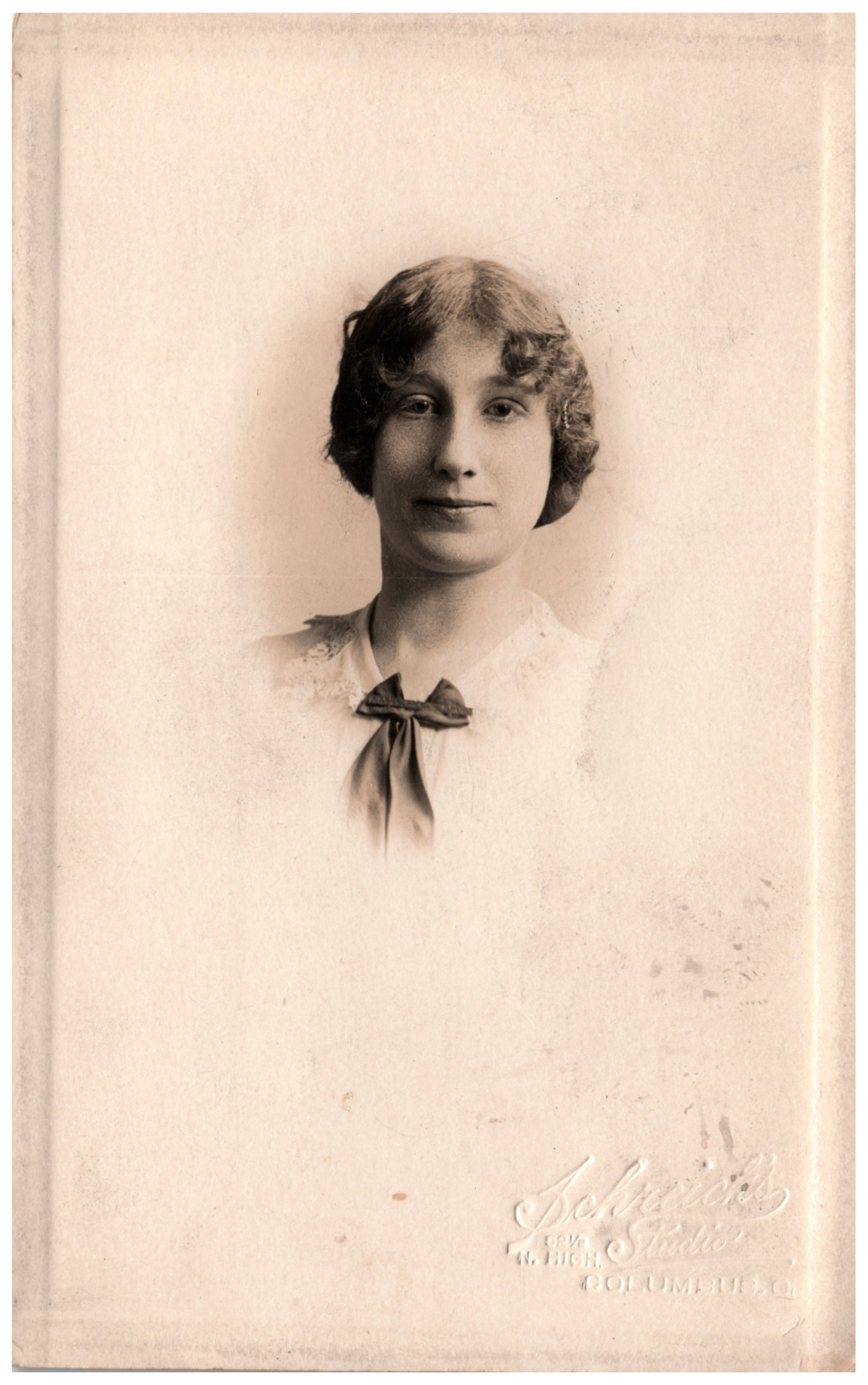 Postcard RPPC Lady\'s Portrait c.1900-1910\'s Schreick\'s Studio Columbus, OH