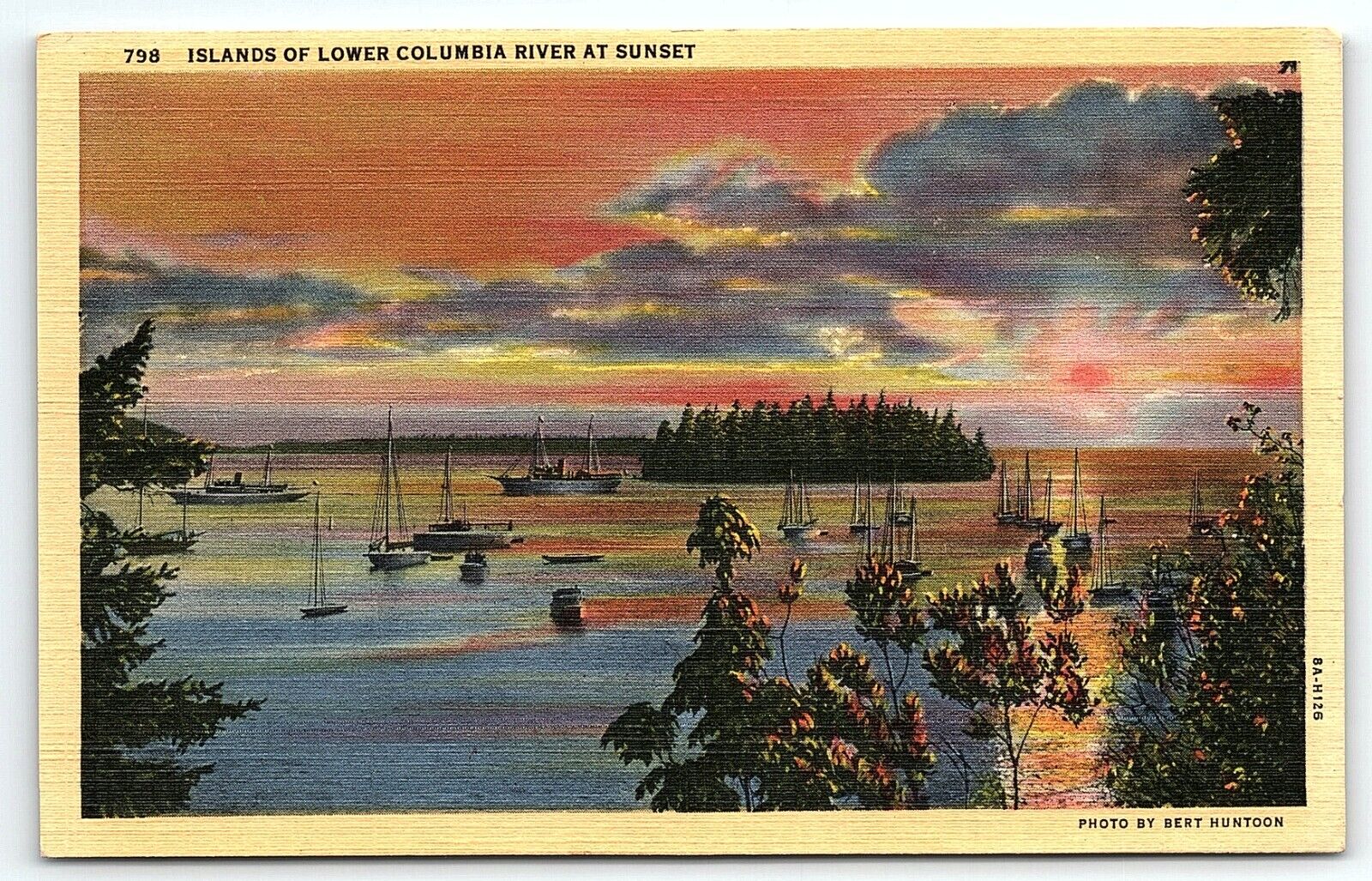 1938 ISLANDS OF LOWER COLUMBIA RIVER AT SUNSET WASHINGTON LINEN POSTCARD P3373