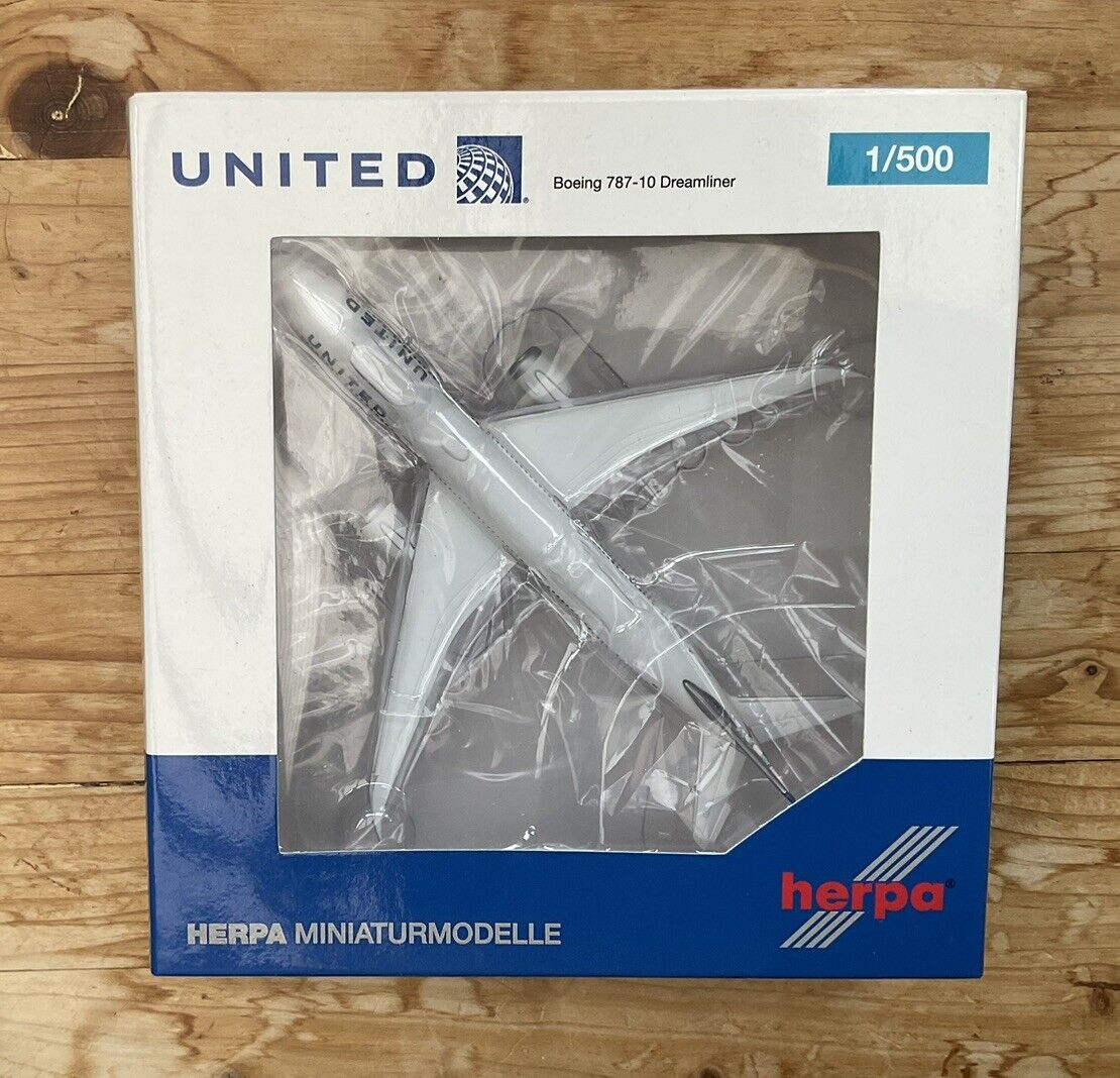 1:500 Herpa Wings United Airlines Boeing 787-10 N14001 533041 Old Livery