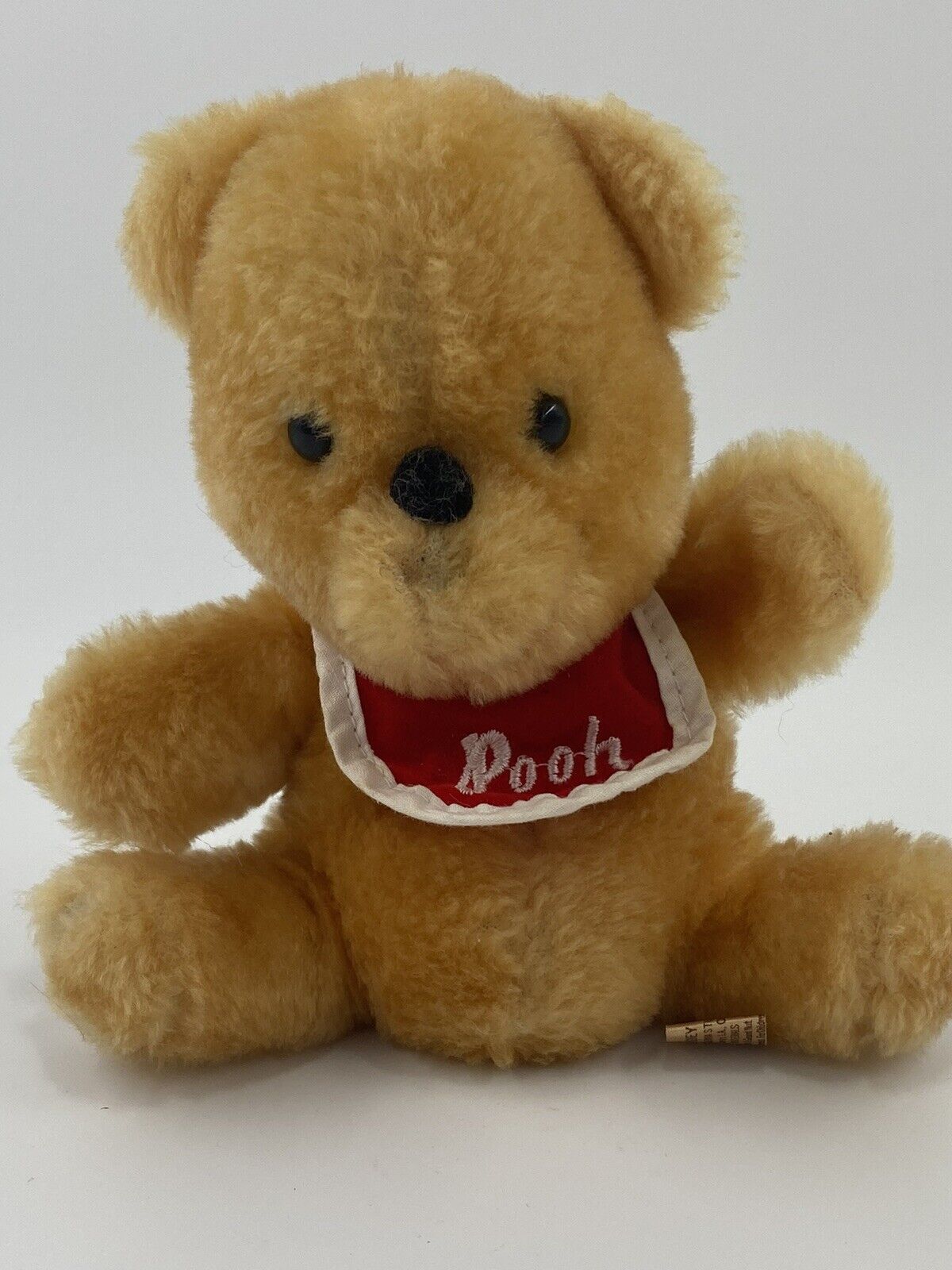 VINTAGE Walt Disney Productions Winnie The Pooh Stuffed Animal Plush W/ Bib 6”