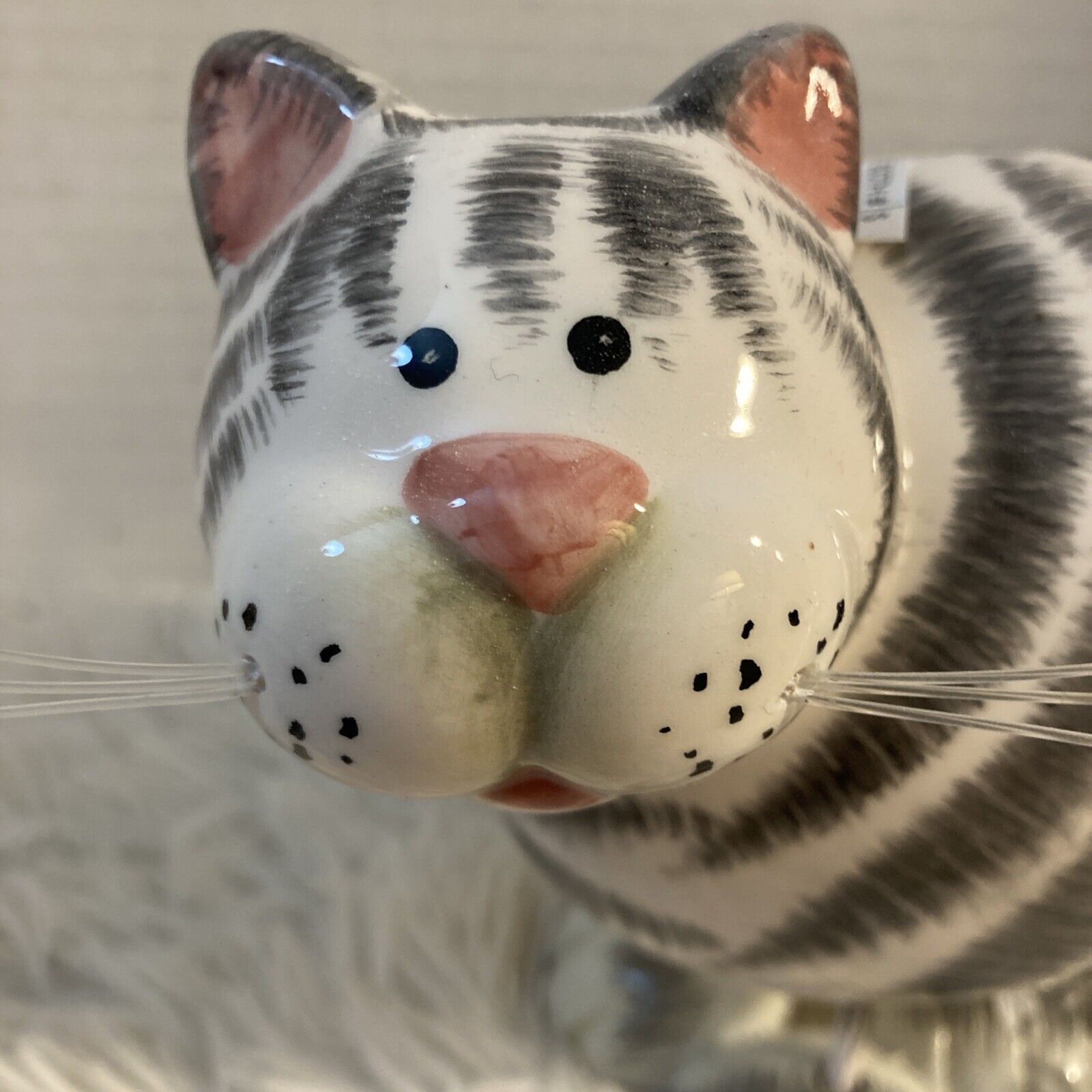Adorable CERAMIC STRIPED GREY AND WHITE CAT Bobbling  WIRED WHISKERS EUC Cat Luv