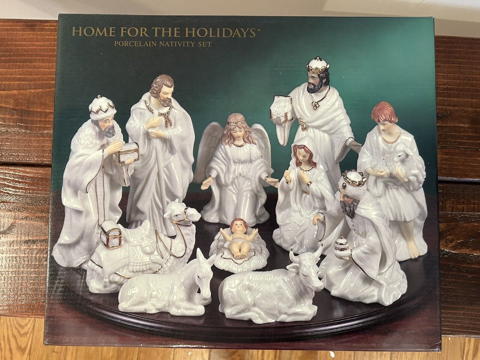 New Porcelain Christmas Nativity Vintage Home For The Holidays 12 Figures