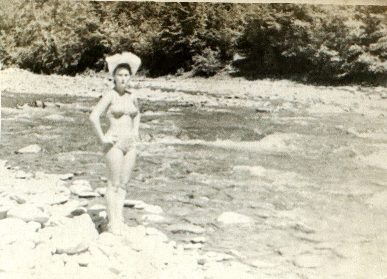 1950s Pretty Woman Bikini Beautiful Figure Thin Waist Vintage B&W Photo Portrait
