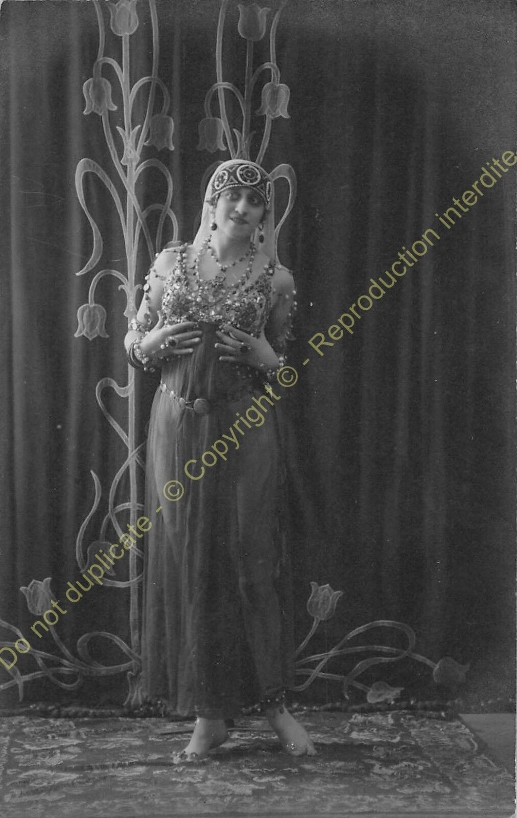 RPPC PHOTO STAR Maria del Villar Berruezo 1888 - 1977 n15