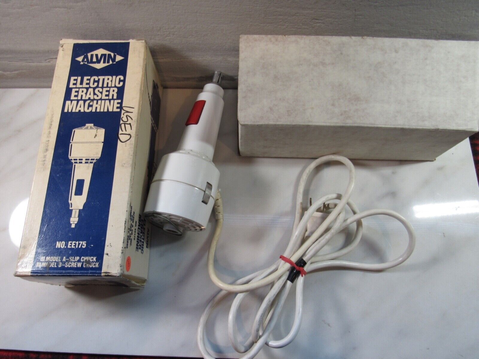 Alvin Electric Eraser Machine No. EE175 Model A Slip Chuck w/ Box