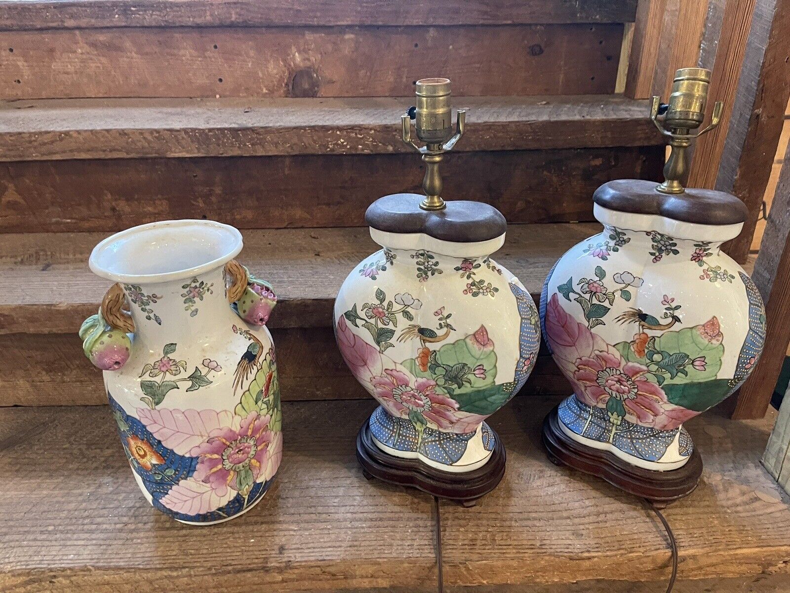 Pair Vtg Chinese Famille Rose Tobacco Leaf Porcelain Table Lamps & Vase