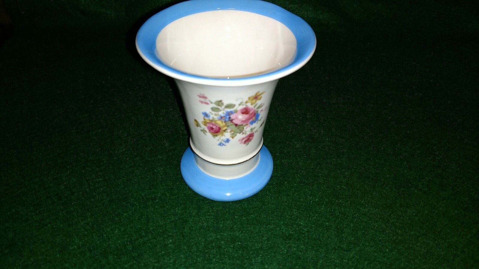 Vintage E & R American Artware Vase Floral Design 4\