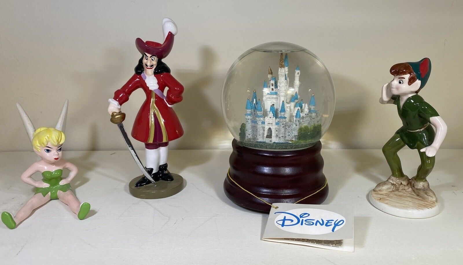Disney Cinderella Castle Snow Globe Musical \