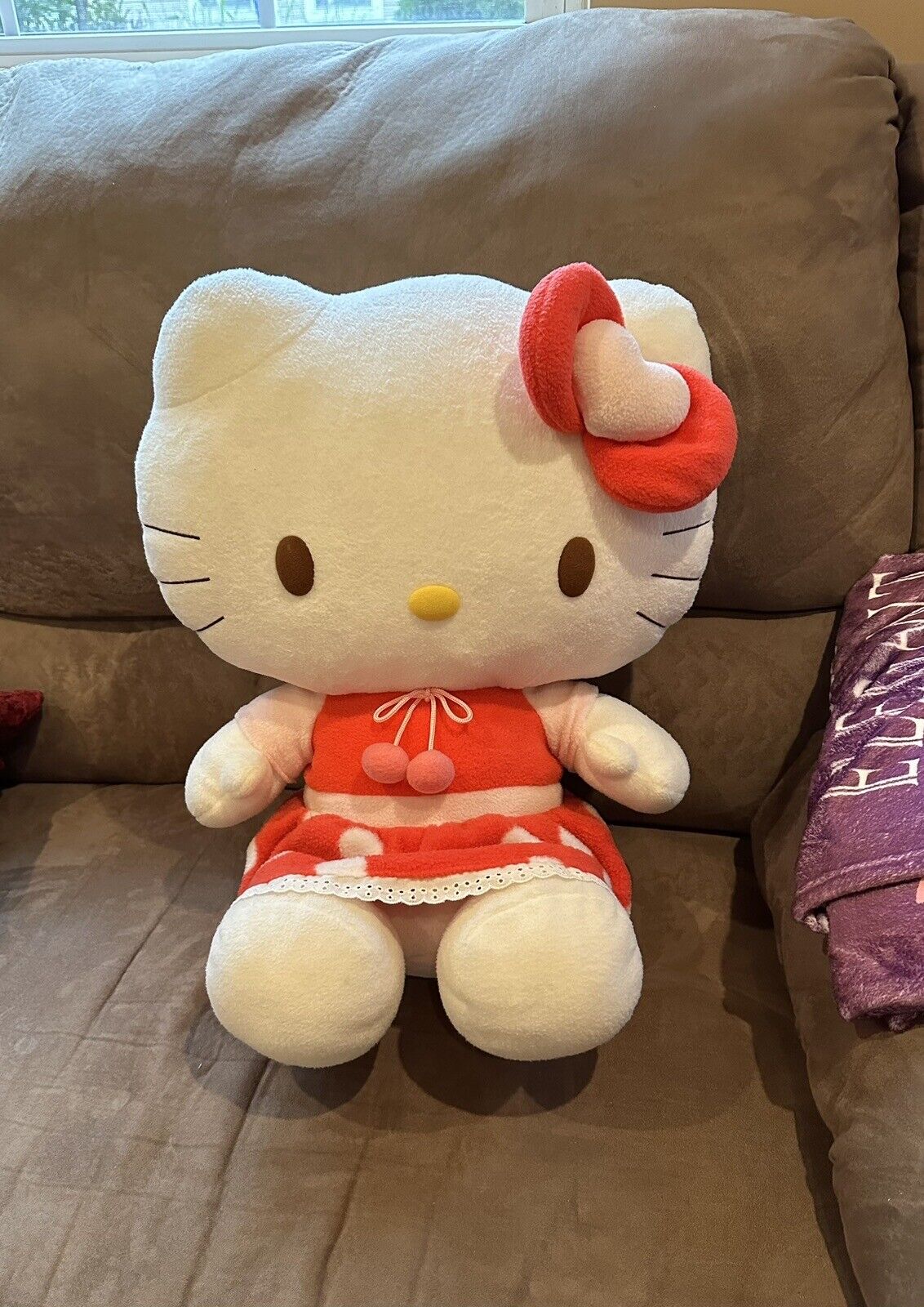 Hello Kitty 18” X-LARGE Plush Sanrio 2009 CLEAN & RARE Stuffed Animal