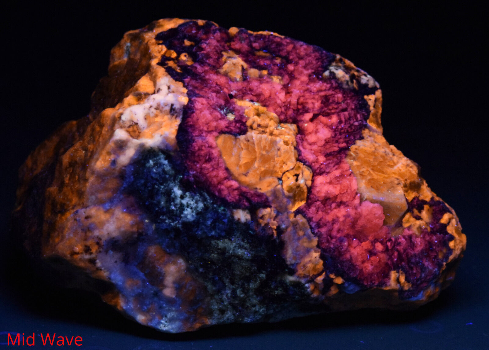 Very Beautiful Bi Color Fluorescent Combination Of Sodalite With Calcite 498 Grm