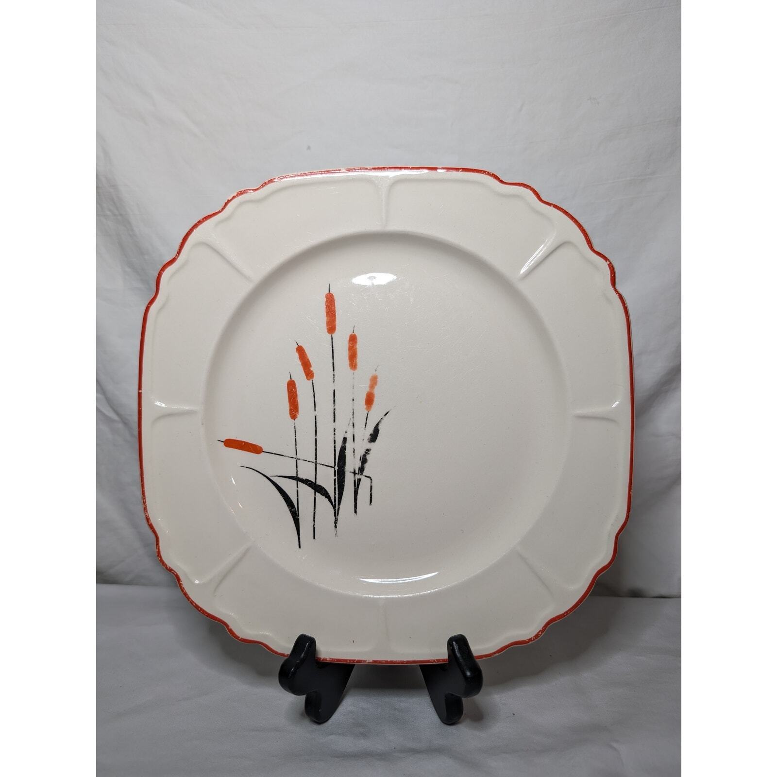 Vintage Universal Potteries Cattail Decorative Plate 9\