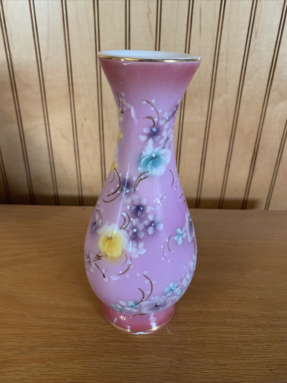 Pre-Owned Pink Floral Hand Painted 8.5 In Tall Vase/Flower/Greenery/2019/Multico