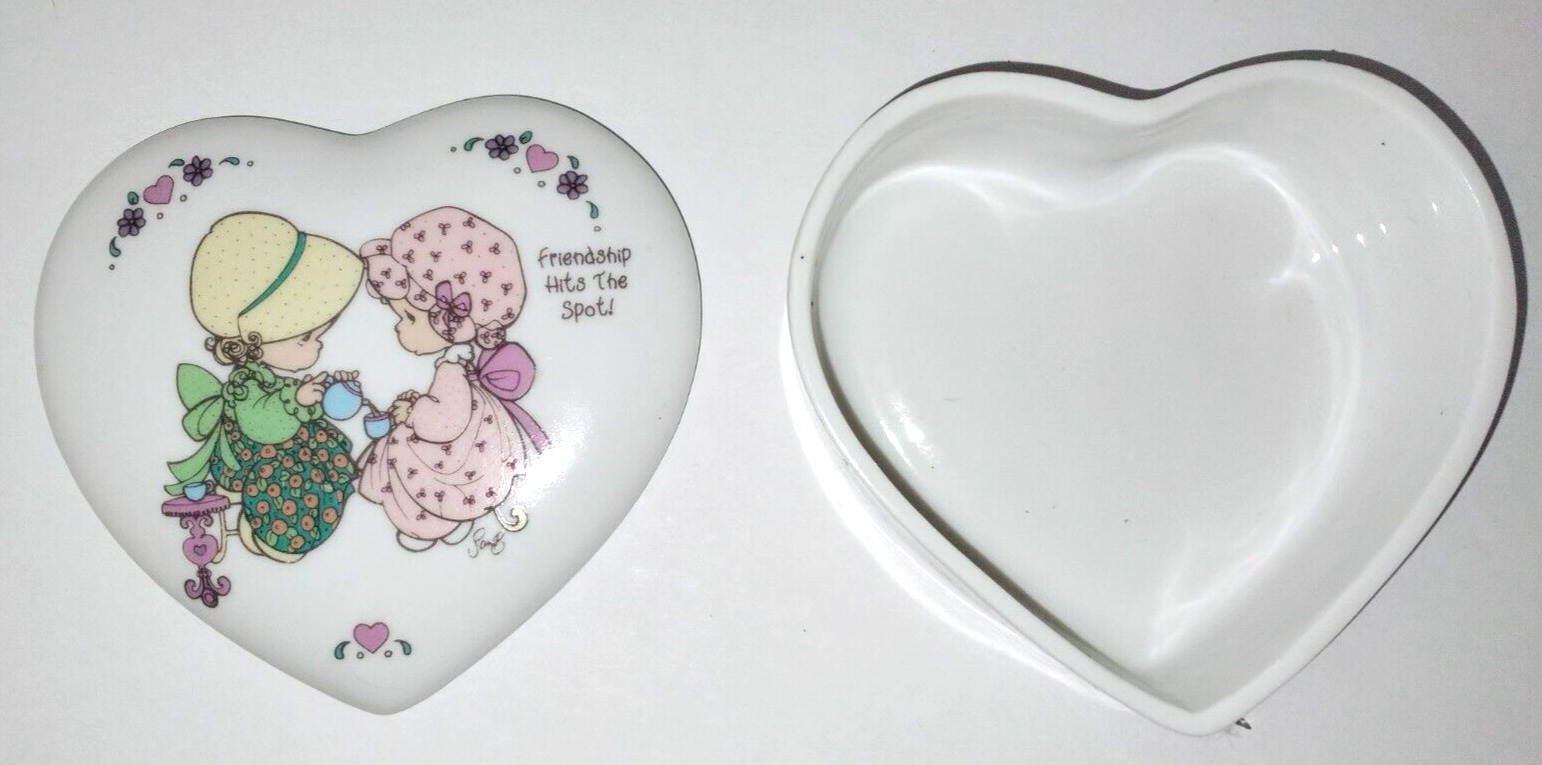 Vintage Precious Moments Friendship Heart Shape 1994 Porcelain Trinket Box