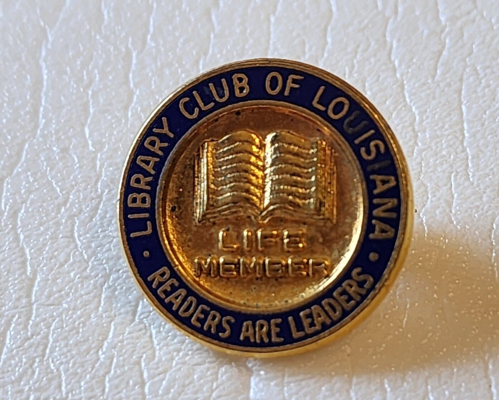 Vintage Library Club of Louisiana Readers are Leaders Life Member Pin