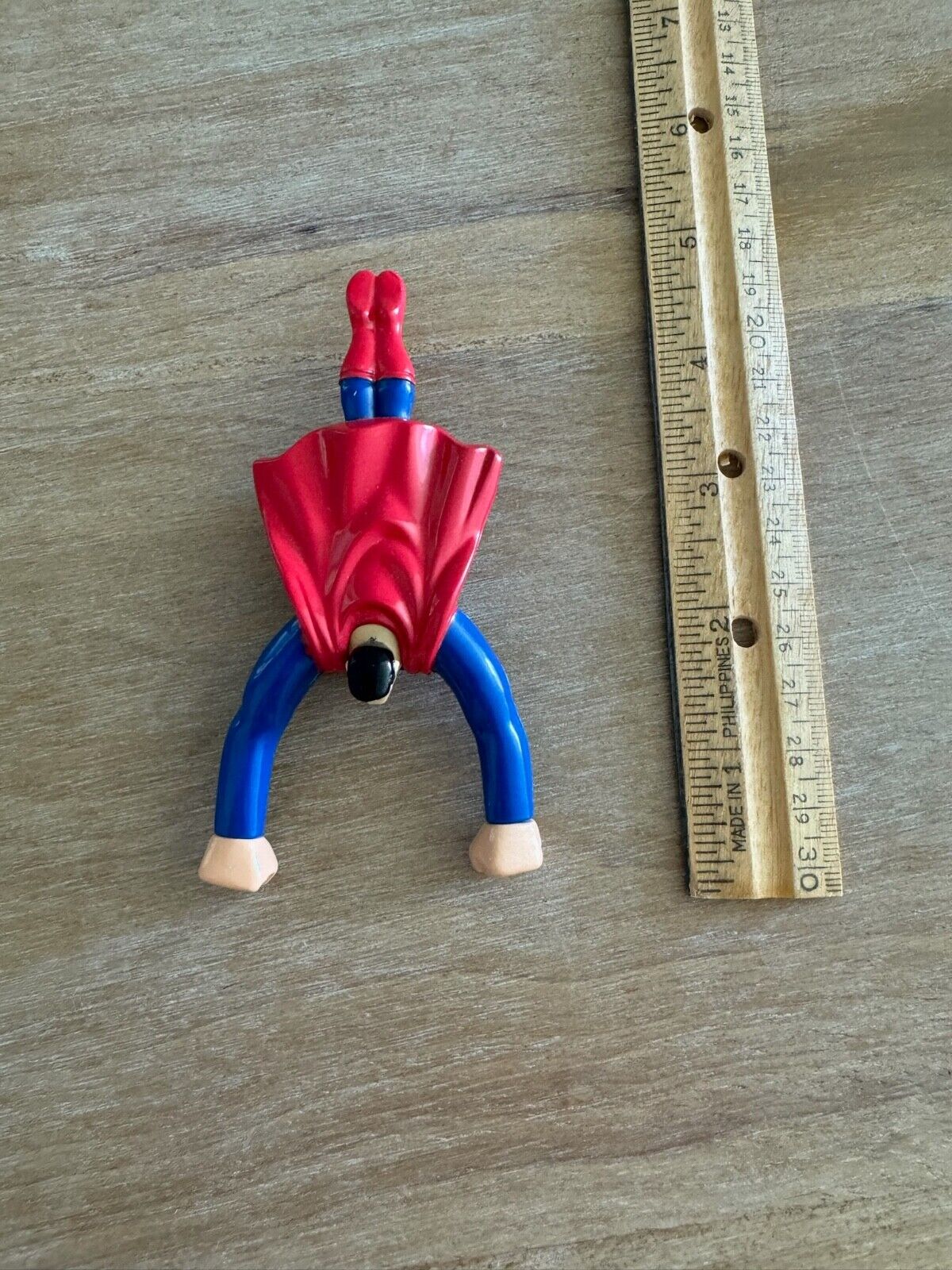 1997 DC Comics Burger king Flying Superman Balance Action Figure Toy
