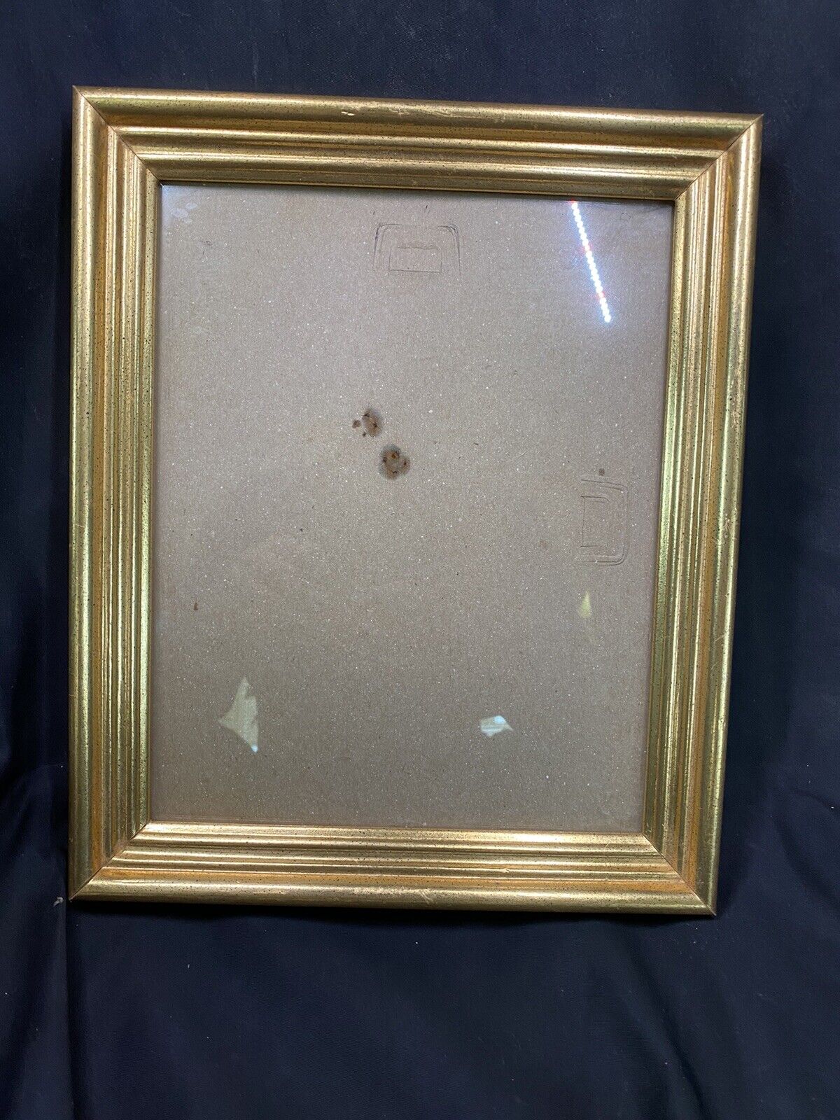 VINTAGE GOLD WOOD 8 X 10” PHOTO PICTURE FRAME 