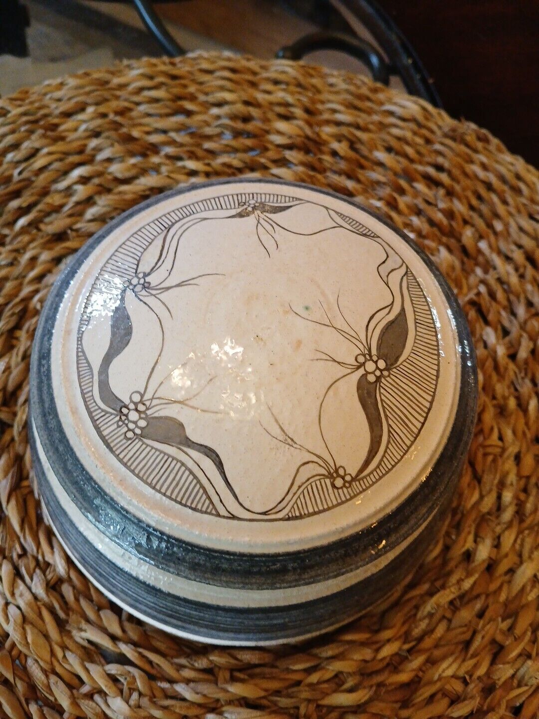 Gorgeous,Stoneware Handpainted, Trinket Box,Mother\'s DAY