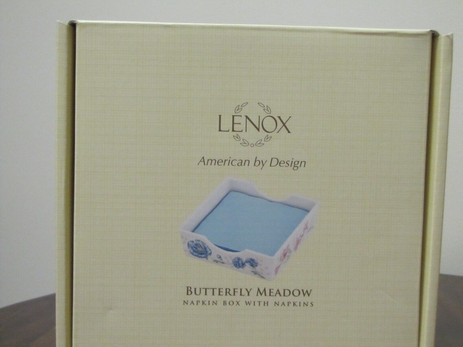 NIB Lenox Butterfly Meadow Porcelain Napkin Holder with Original Napkins