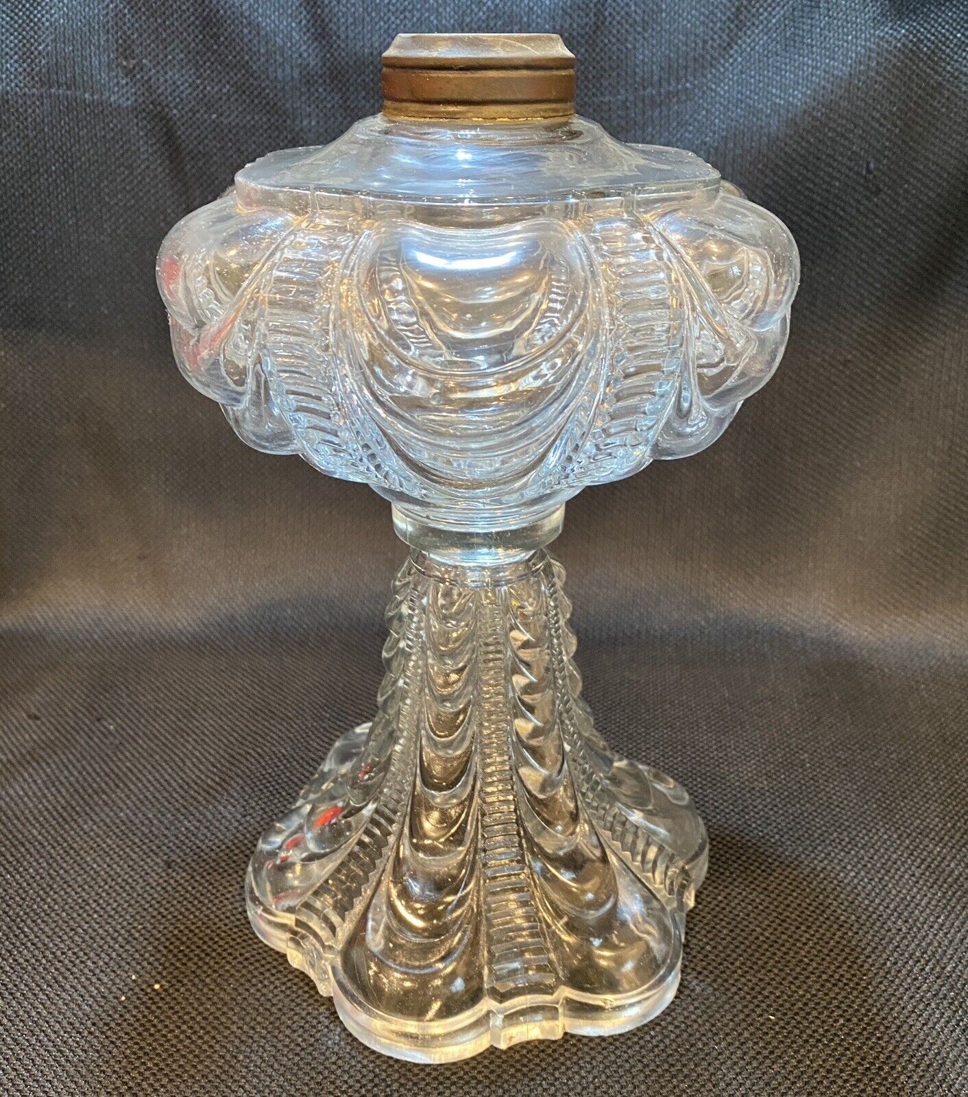 EAPG Antique Victorian Bellevue COOLIDGE DRAPE Clear Glass Oil Lamp 10” Tall