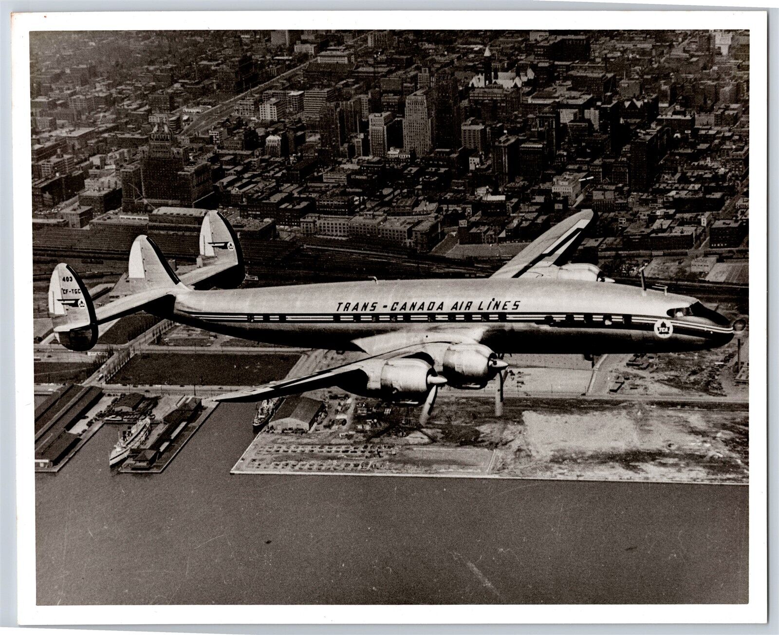 Airplane Lockheed Super Constellation Trans Canada Airlines B&W 8x10 Photo B2