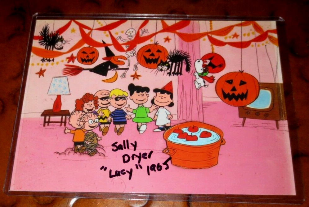 Sally Dryer signed autographed photo Lucy Van Pelt Great Pumpkin Charlie Brown