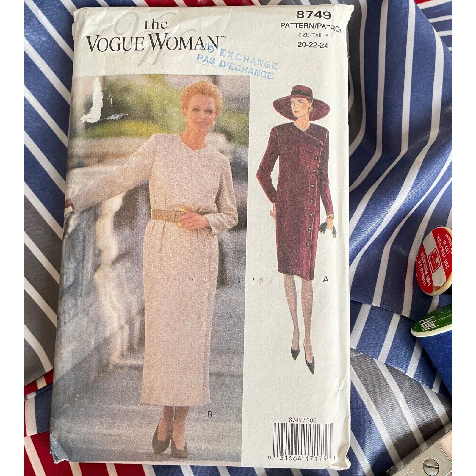 Vintage 1993 sewing pattern, Vogue no 8749, dress, miss petite size 20-22-24