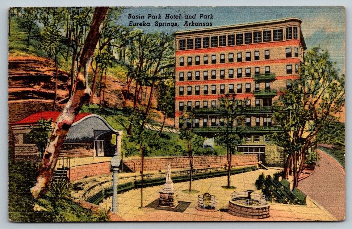 Eureka Springs  Arkansas   Basin Park Hotel    Postcard