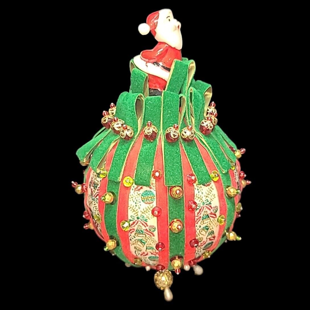 Rare Vintage Handmade Beaded Sequin Pushpin Christmas Music Box Lee Ward 7\