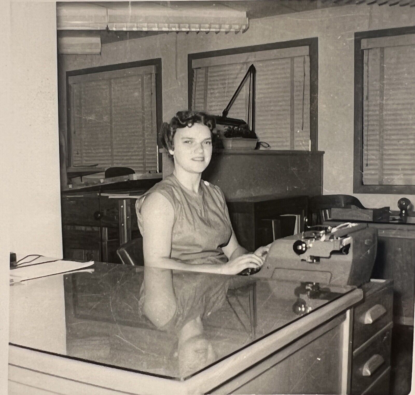 1960’s Young Woman Typing On Typewriter  Photo Picture Snapshot