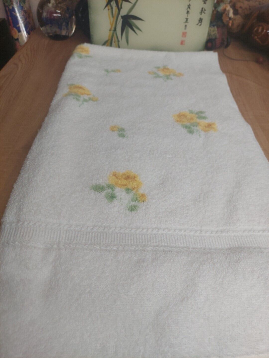 Vintage JC Penney Yellow ROSES 100% COTTON LOOP YARN Large Bath Towel