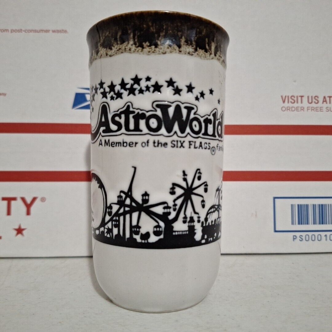 Vintage AstroWorld Coffee Tea Mug Cup Member of the Six Flags Family Very Rare