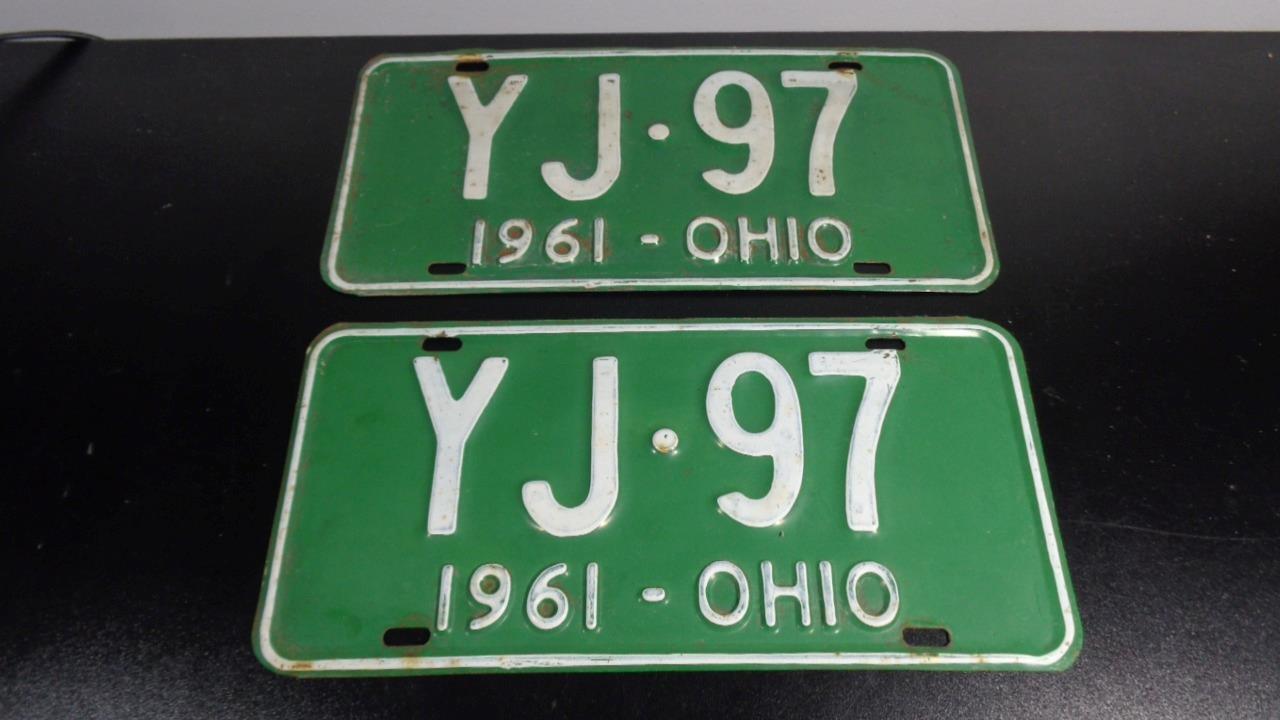 MATCHING PAIR 1961 \'61 OHIO OH. O. LICENSE PLATE PLATES ~ YJ 97 ~ GREEN & WHITE