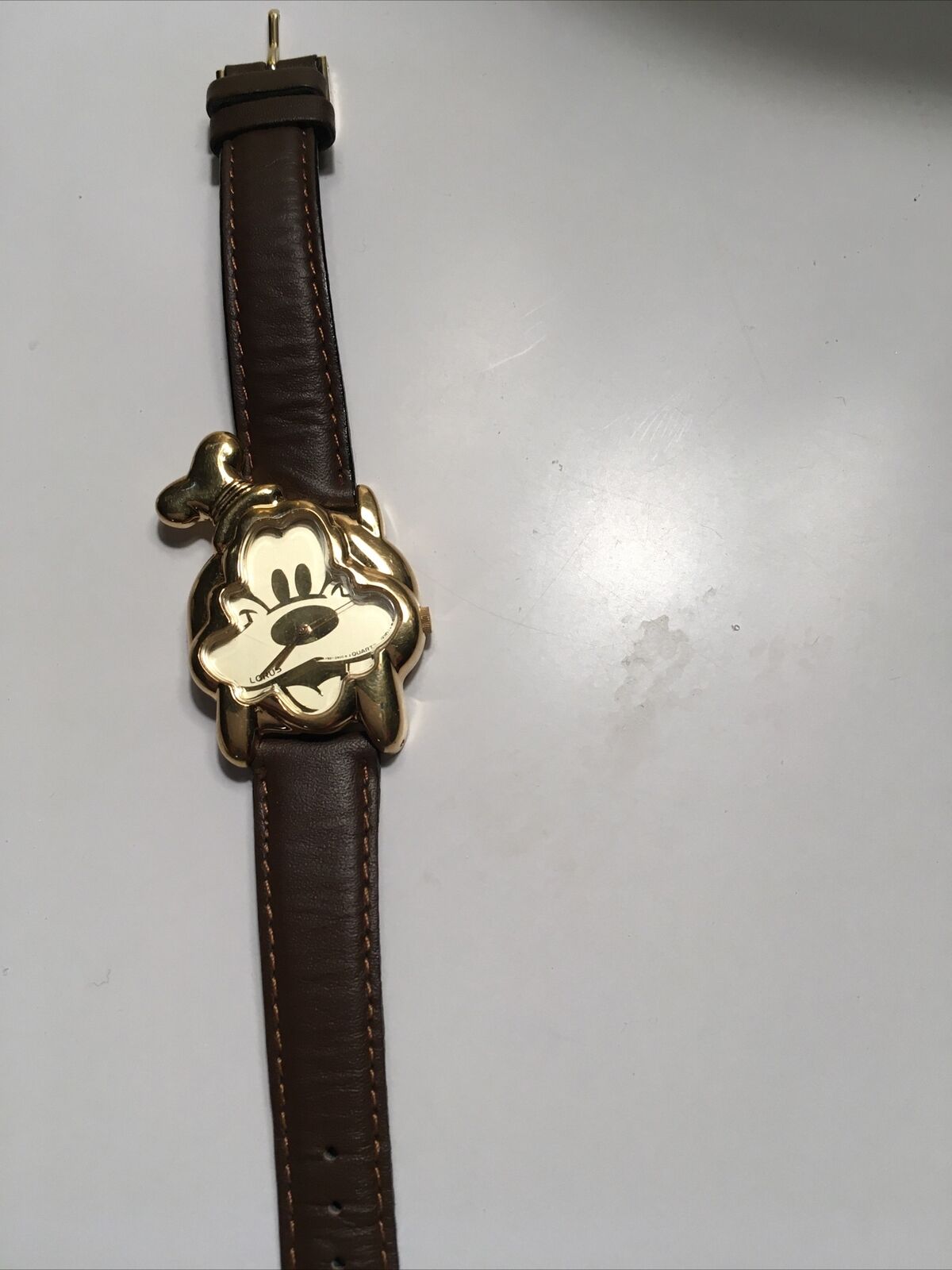 VINTAGE DISNEY LORUS GOOFY FACE GOLD TONE WATCH Made By Seiko