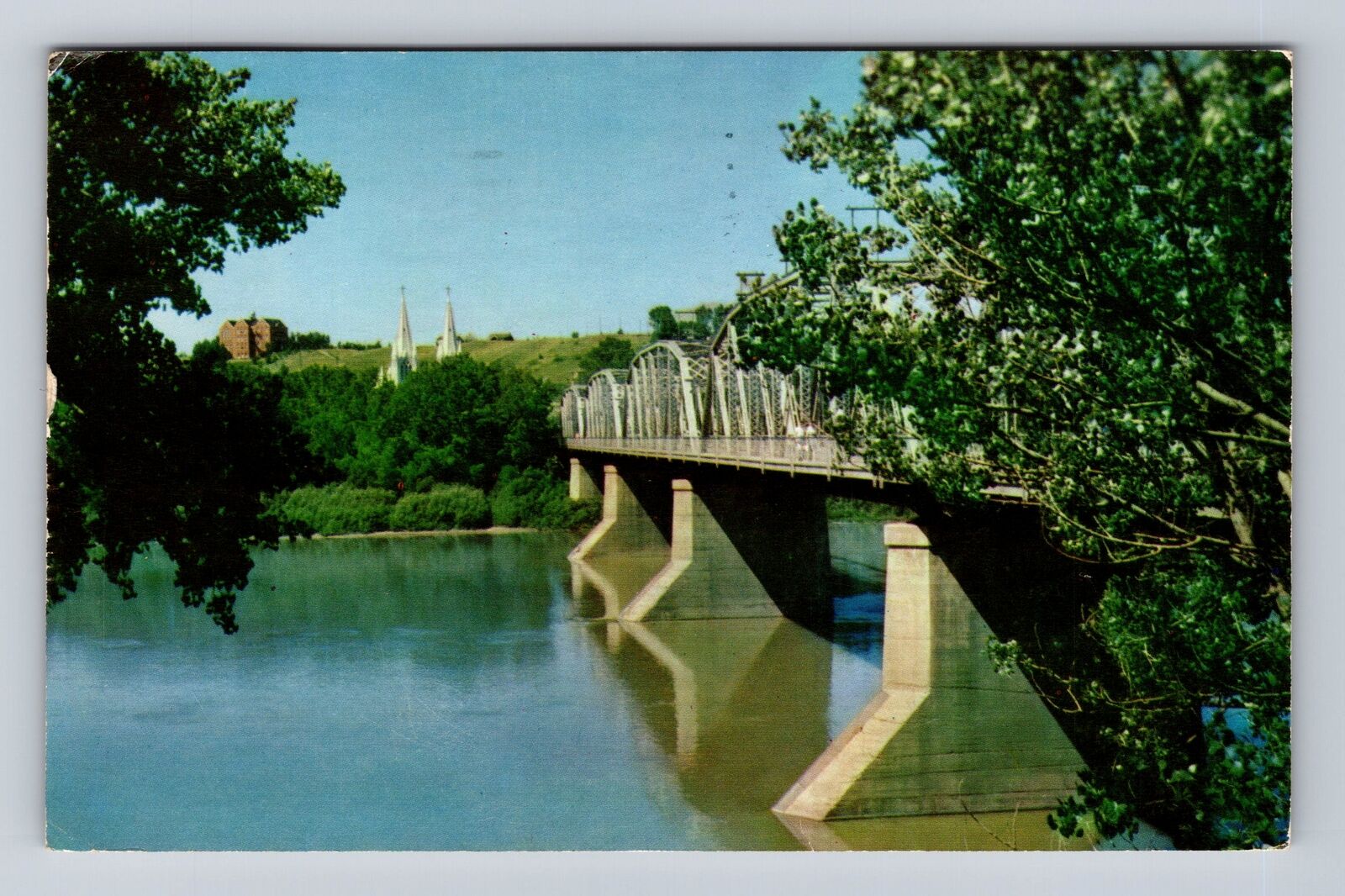 Medicine Hat Alberta-Canada, South Saskatchewan River, Vintage Souvenir Postcard