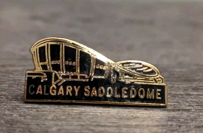 Calgary (Scotiabank) Saddledome Alberta, Canada Gold-Tone Souvenir Lapel Pin