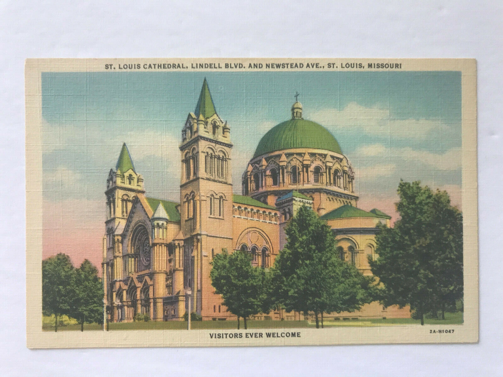 Postcard MO St. Louis Missouri St. Louis Cathedral Corner View c1940\'s