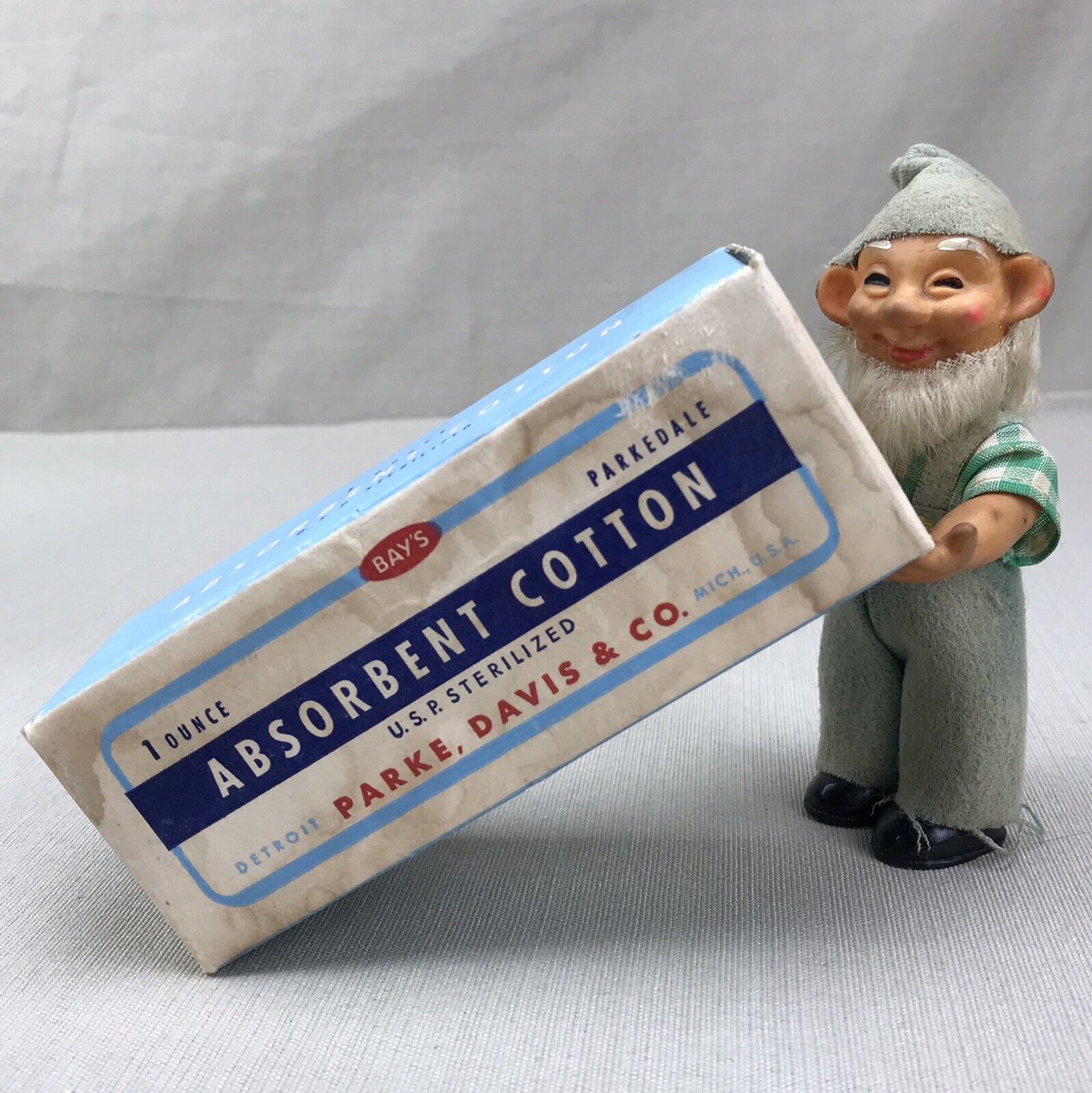 BAY\'S Sterile Absorbent Cotton Vintage Unopened Box ~Park, Davis & Co. 