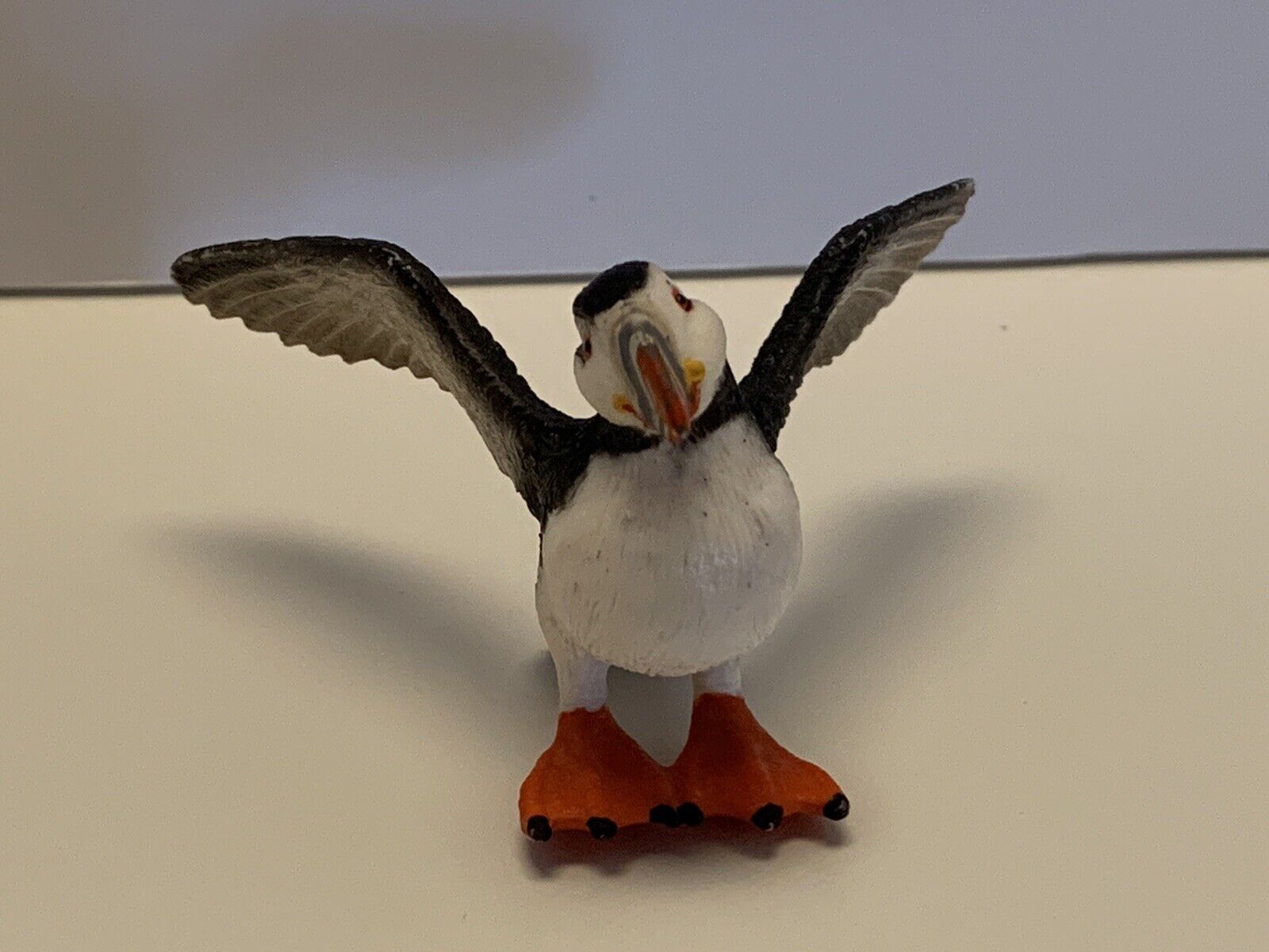 Schleich 14721 Puffin Bird Toy Animal Mini Figure Rare RETIRED Detailed Figurine