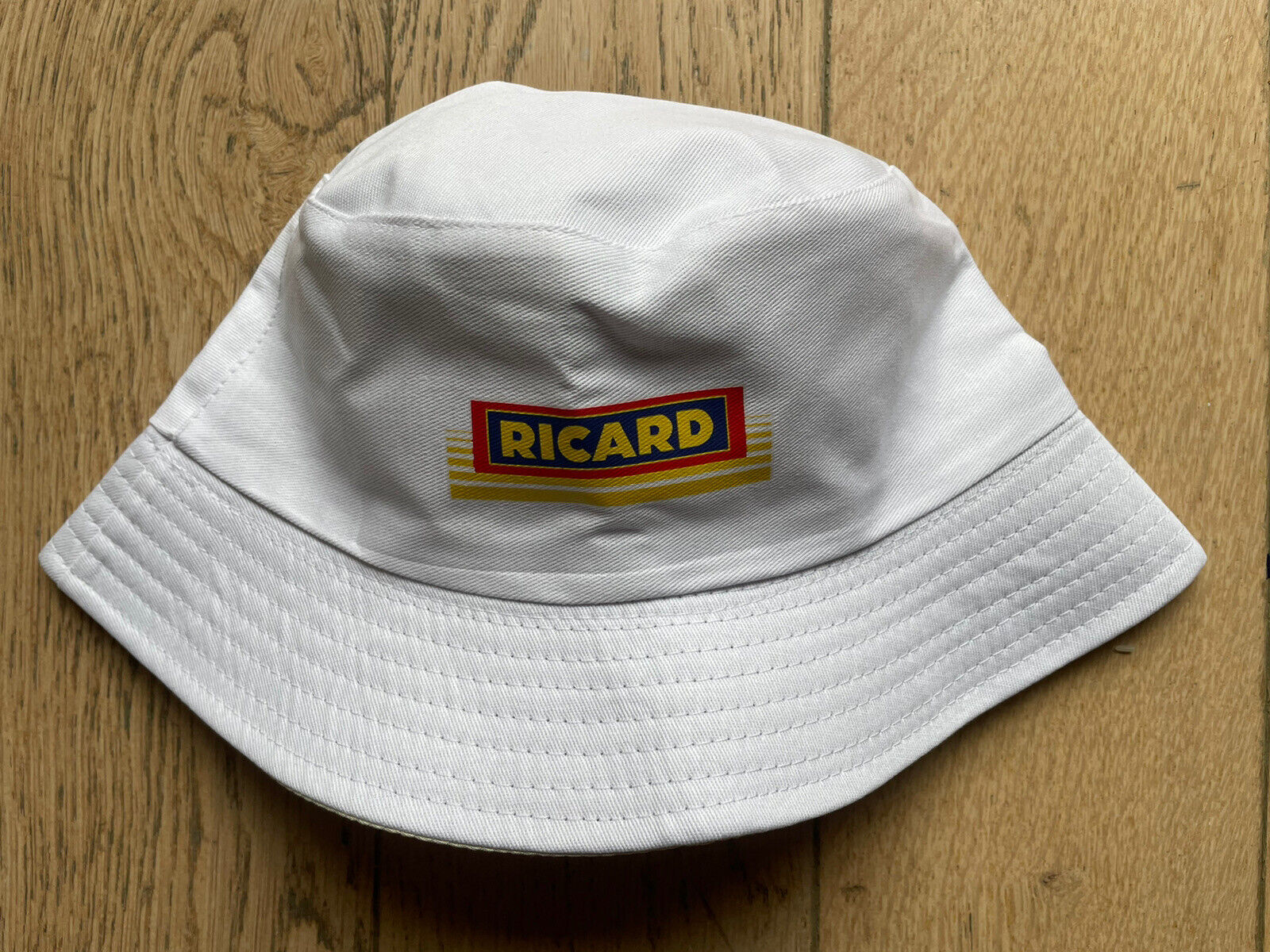 Bob Ricard White Ricard Logo Vintage Collector Petanque Beach New OM Adult