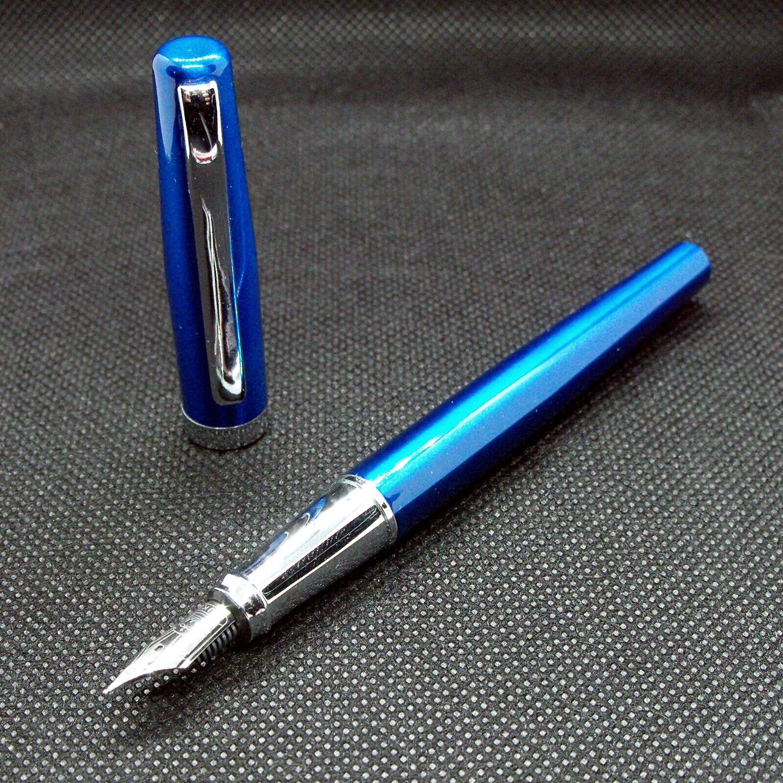 Blue Duke 209 Fountain Pen Smooth Nib Comfortable Grip Classic Design - Gift