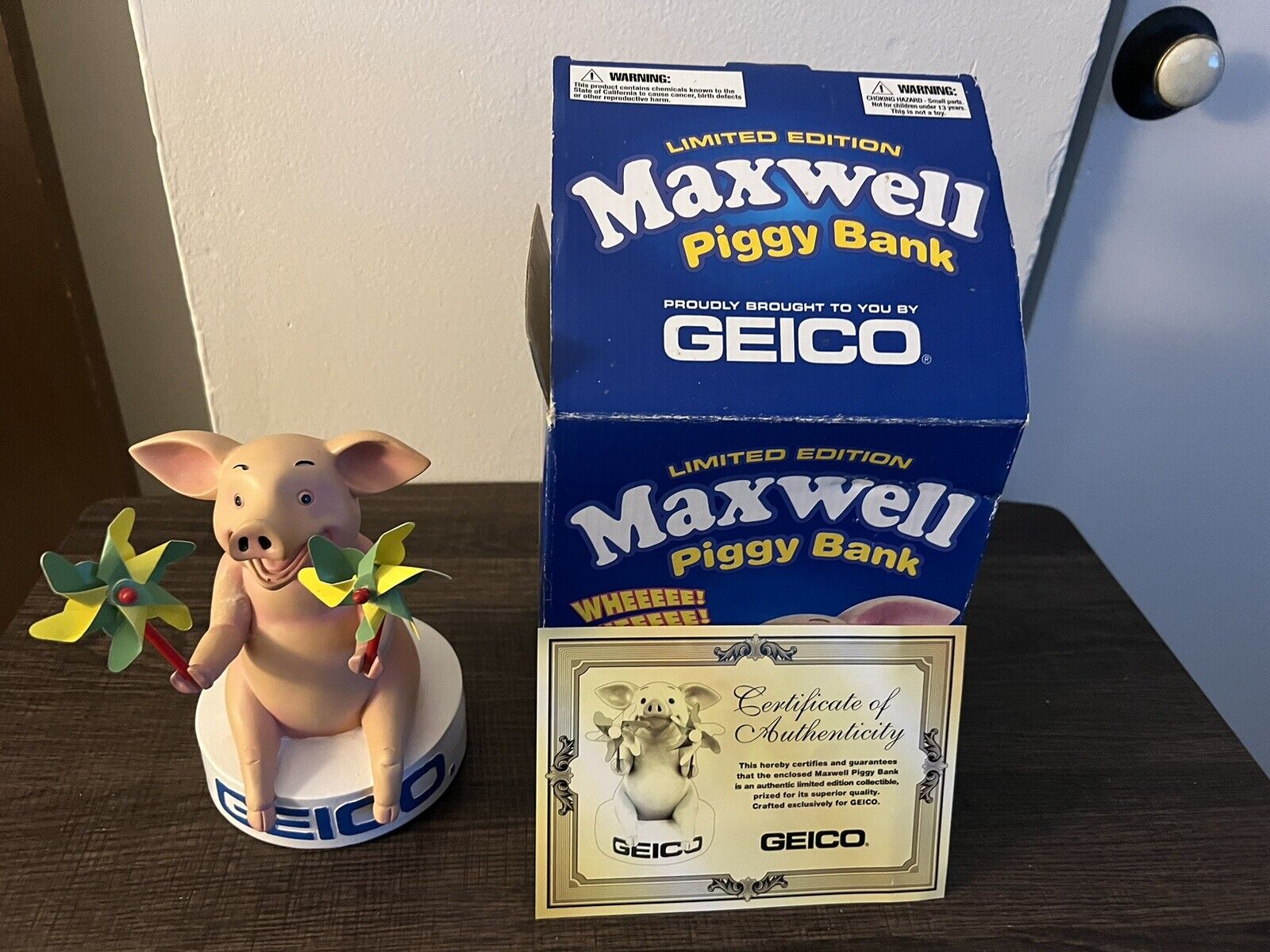 GEICO Maxwell The Pig TALKING Piggy Bank Rare in Box with Certificate OOP gecko