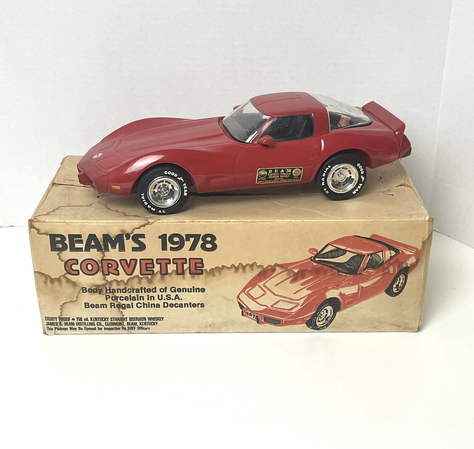 Vintage 1978 Chevy Red Corvette JIM BEAM Empty DECANTER w/Box Porcelain USA